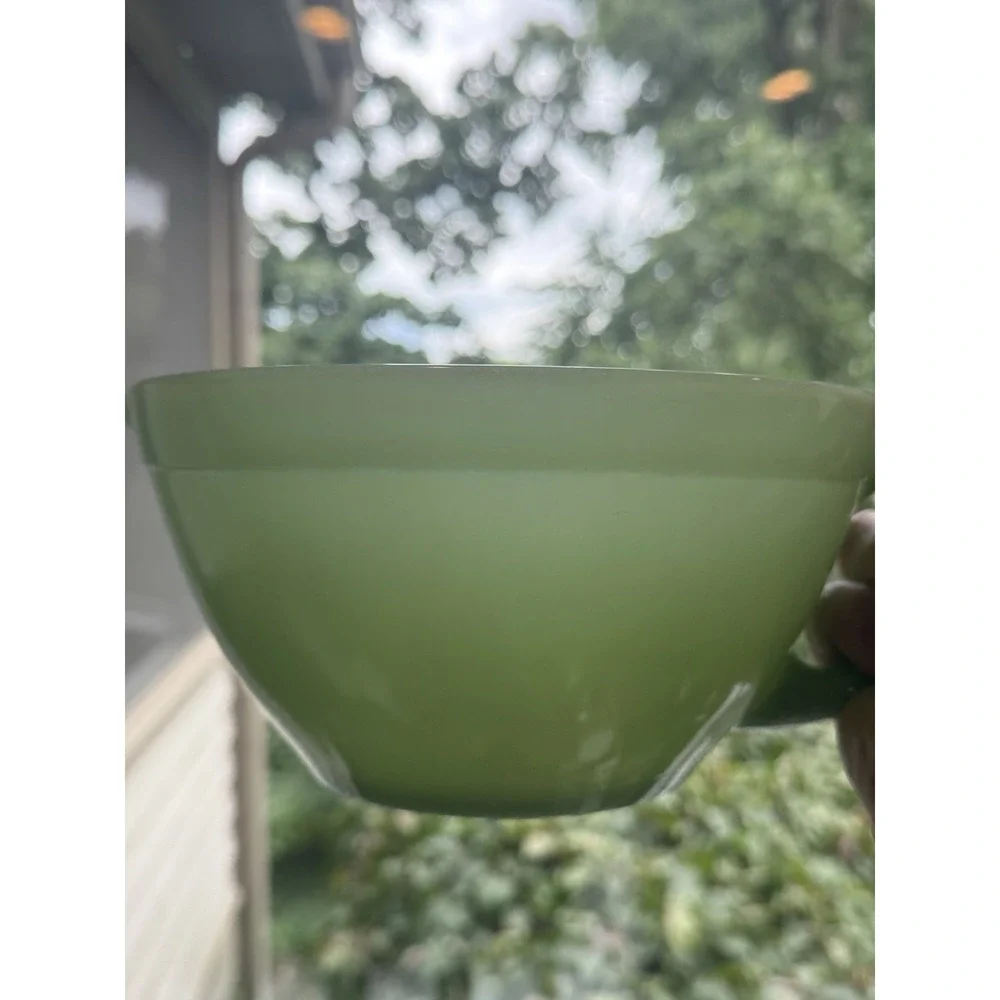 VTG Anchor Hocking Fire King Jadeite Ovenware Mixing Bowl Handle Pour Spout EUC